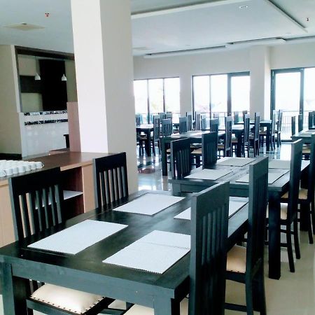 Hotel Graha Serasan Seandanan Banding Agung Esterno foto