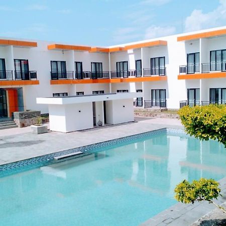 Hotel Graha Serasan Seandanan Banding Agung Esterno foto