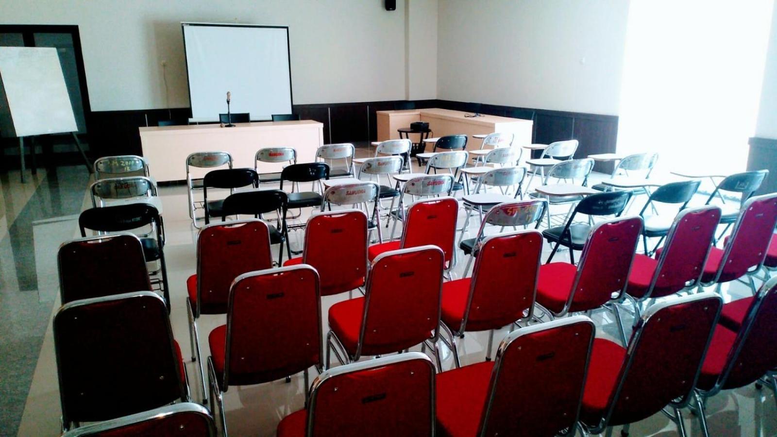 Hotel Graha Serasan Seandanan Banding Agung Esterno foto